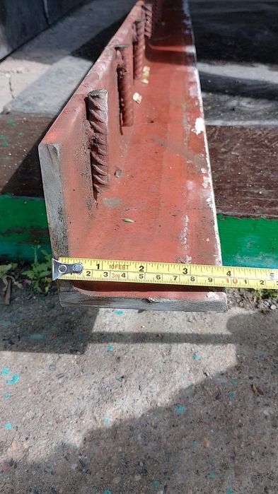 Продам Угольник 100мм.