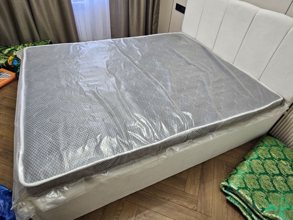 Продам матрас новый