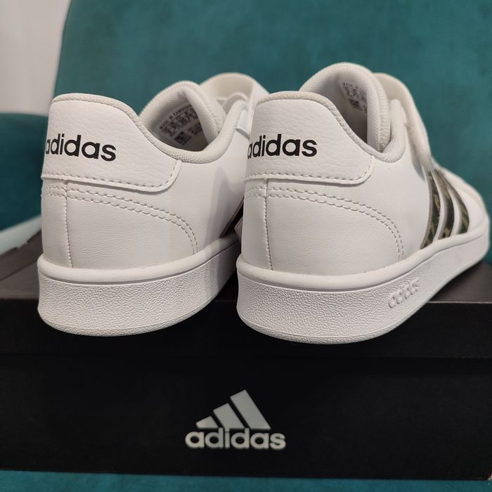 Маратонки Adidas 35номер