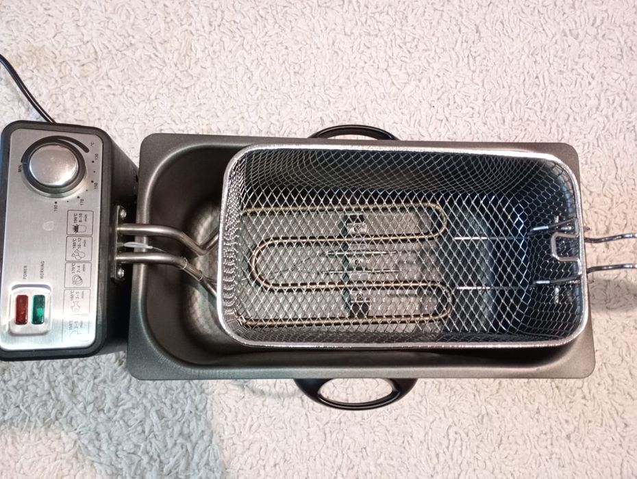 Friteuza in stare perfecta