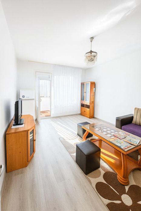 Дава се под наем Двустаен апартамент в Пловдив, Тракия - 55 кв.м за 383 € - Снимка #1