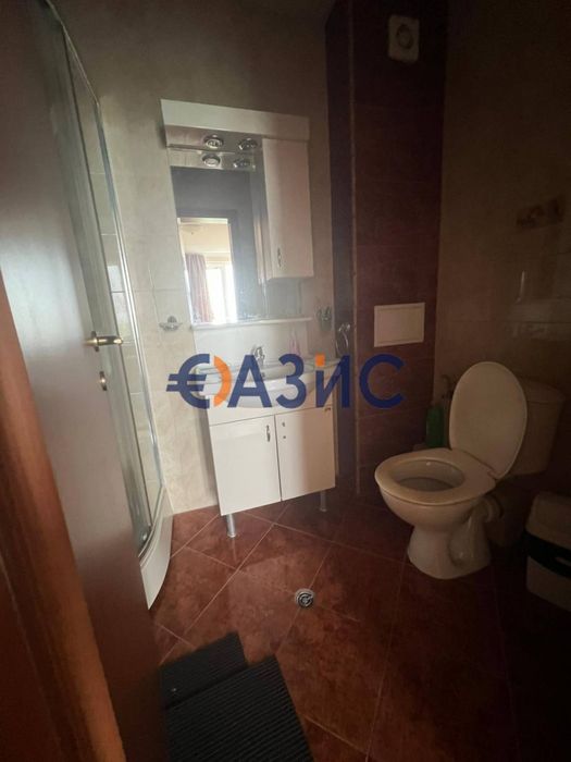 Продава се Двустаен апартамент в к.к. Слънчев бряг - 58 кв.м за 1182 €/кв.м - Снимка #3