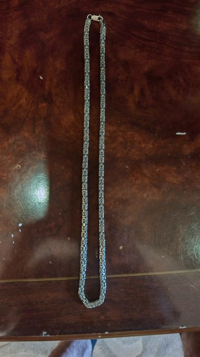 Продам серебряную цепочку. 87 гр. Длина 65 см.