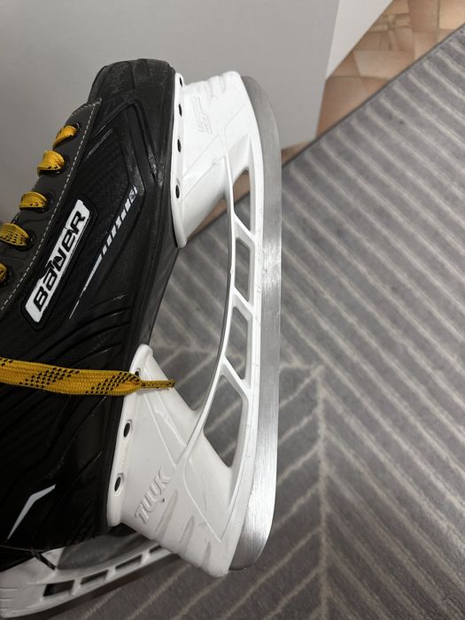 Хоккейный коньки хлс