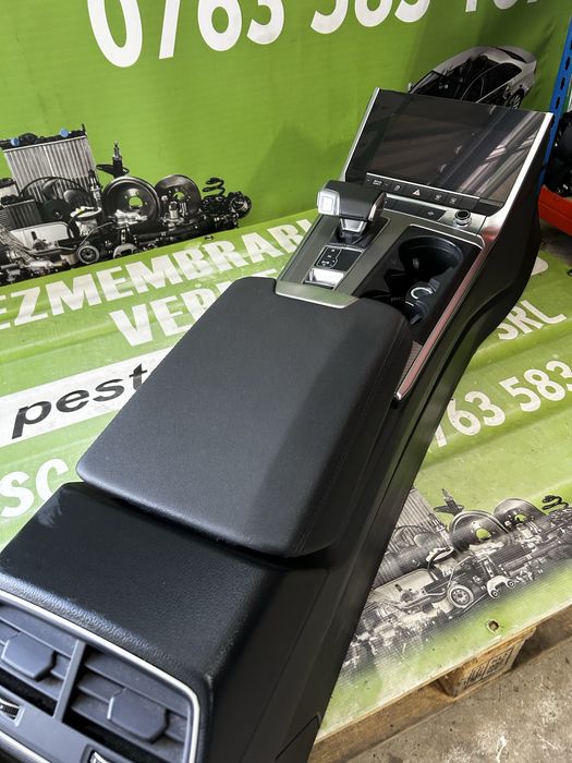 Capac cotieră Audi A6 4K C8