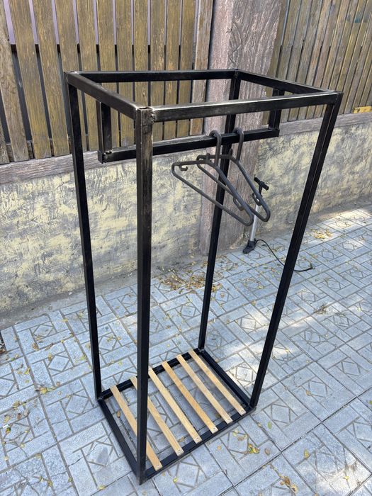 Вешалка для одежды