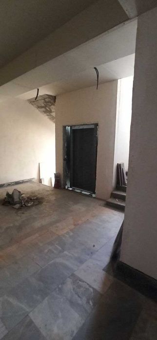 1 xonali Kvartera sotiladi. Karobka. Yashnaobod tumani.