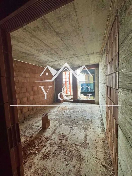 Продава се Едностаен апартамент в Пловдив, Христо Смирненски - 38 кв.м за 1413 €/кв.м - Снимка #1