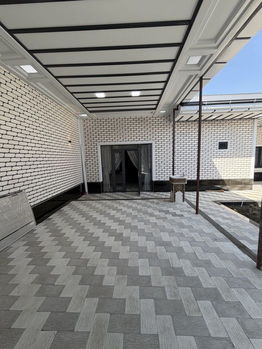 Навои шахардан ваен гарадогдан. Катэдж сотилади  евро ремонт