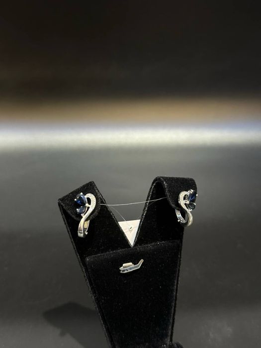 Золото 585  Серьги Масса: 3,95