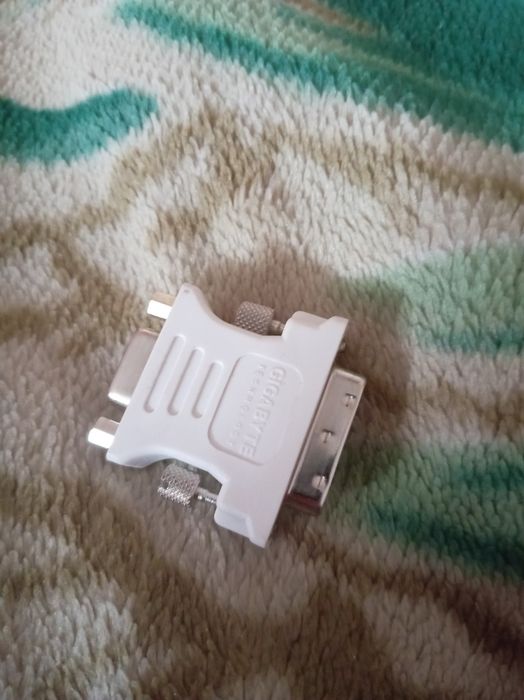Продам переходник VGA - DVI