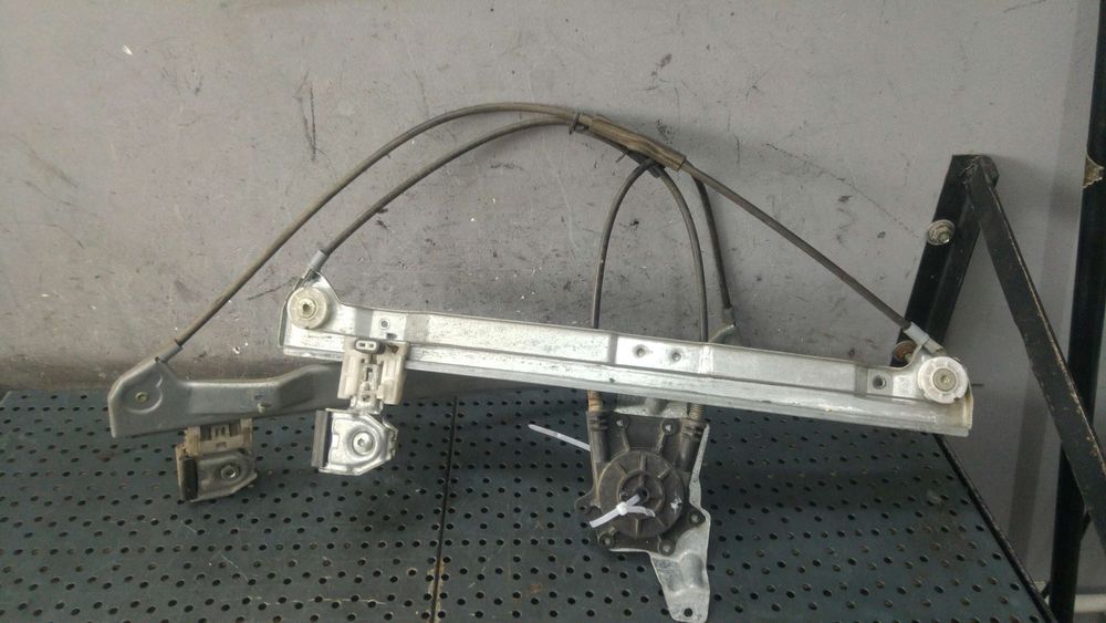 Macara geam electric stanga fata smart forfour 454