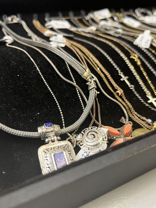 Различни видове колиета