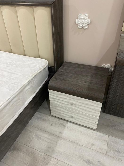 Спальный диван и гарнитур,тумба 2 комод