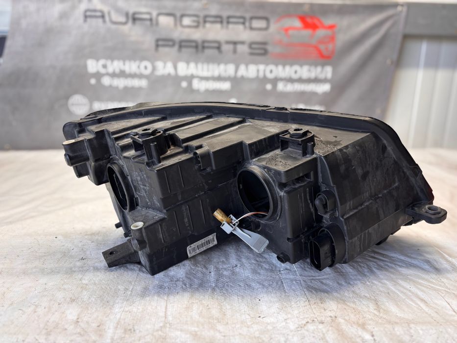 Ляв фар за Volkswagen Touran 2