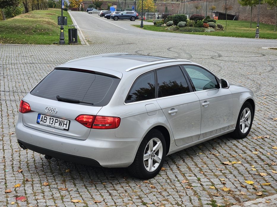 Audi A4 B8 An 2009 Motor 2.0 Diesel 170cp Euro 5 Înmatriculat Recent Optiuni FULL