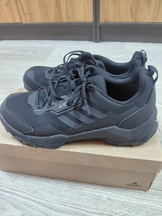 Кроссовки Адидас оригинал