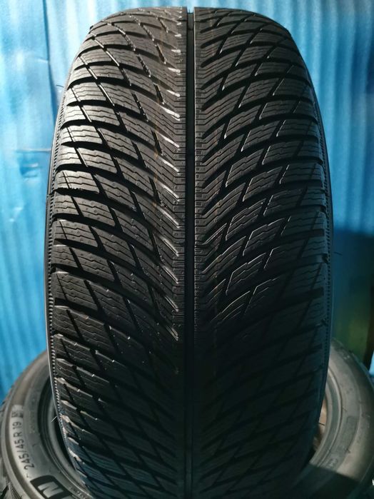 245/45 R19 - 275/40 R19 - michelin m+s 4 bucati 2 marimi