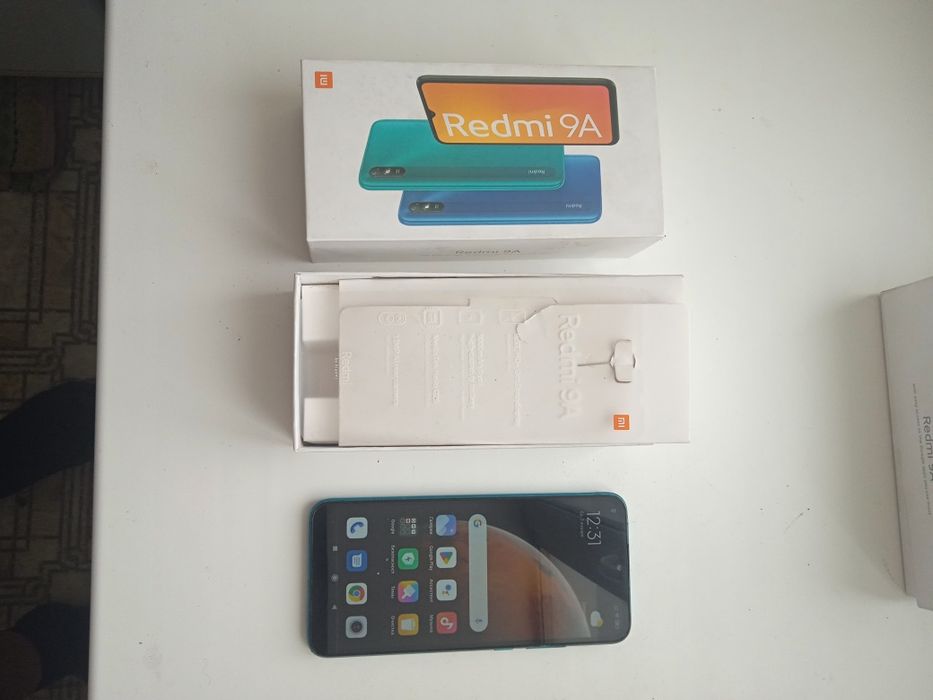 Продам телефон Редми 9 А не дорого.