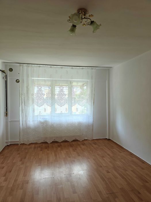 Închiriez garsonieră Micro 39 B