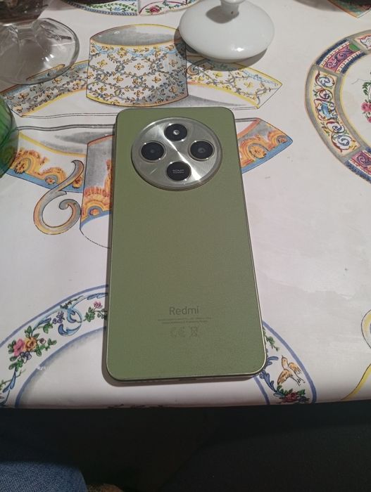 Продам телефон redmi 14 c