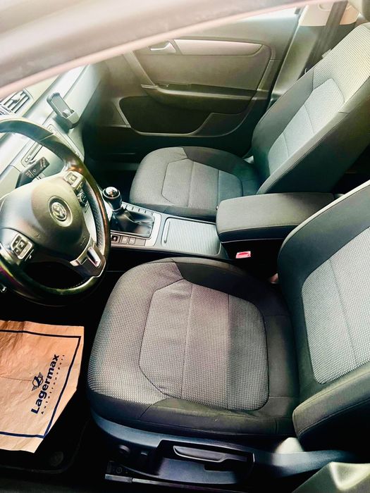 2014 Volkswagen Passat B7 - 1.6 TDI 105Cp - Navi * Camera * Senzori