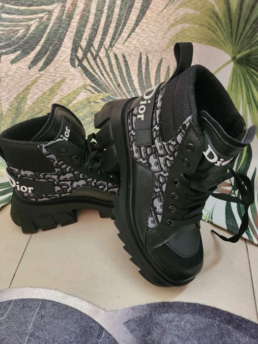 Маратонки Dior чисто нови