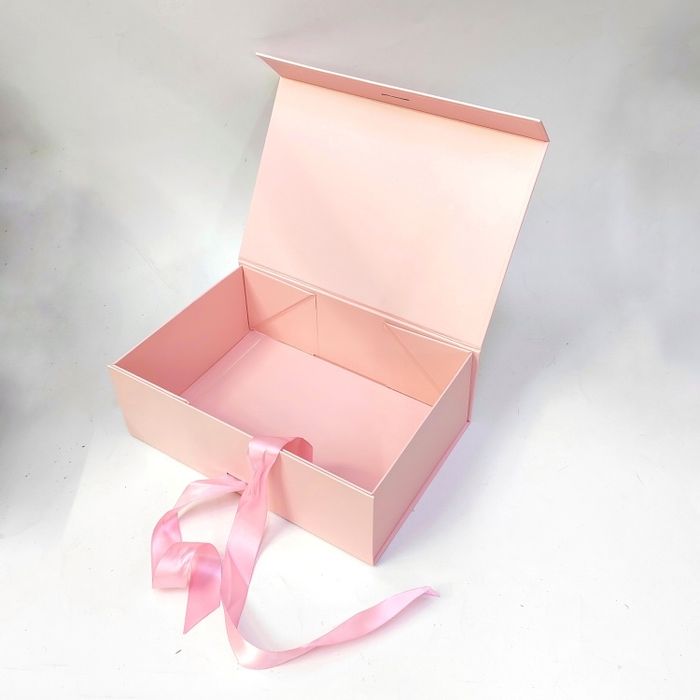 Подарочные коробки