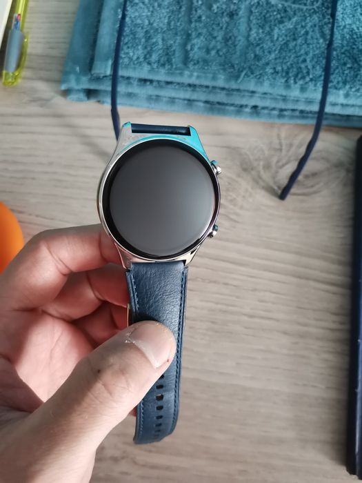 Продам смарт Часы  honor Watch gs 3