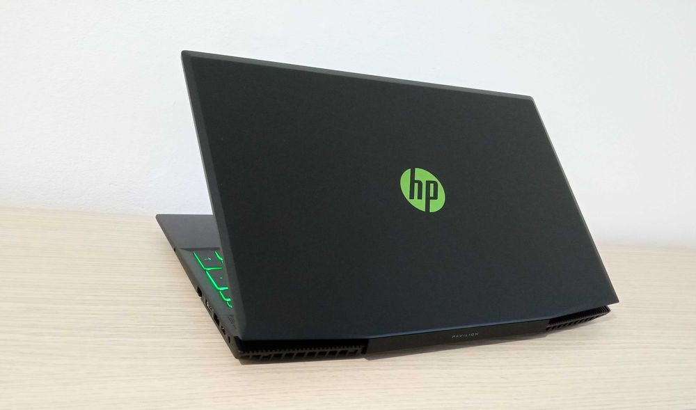 Laptop RTX 3050 TI TITANIUM EXTREM GAMING 144Hz RATA REFRESH ecran 15.6 inch nvme SSD placa video dedicata NVIDIA RTX TI 2 placi video 7