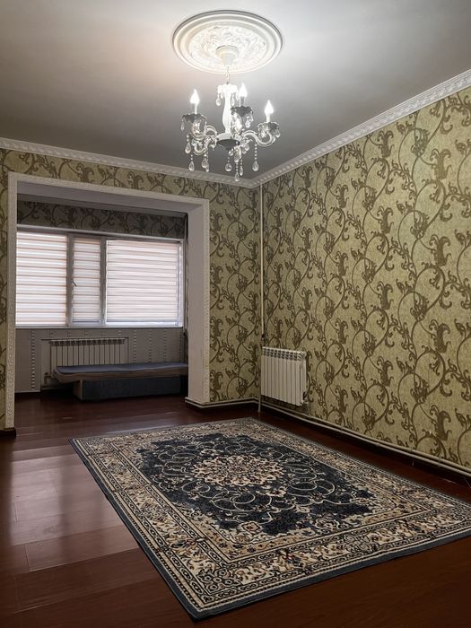 Сдаётся квартира в центре города!