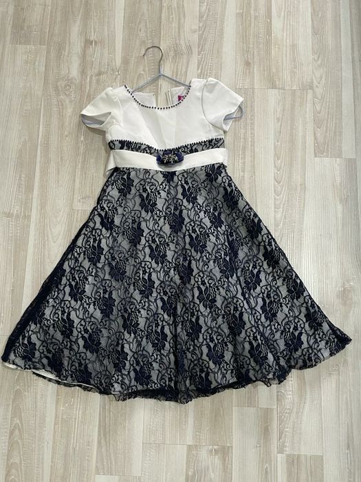 Платье  шикарное на осенний бал, выпускной