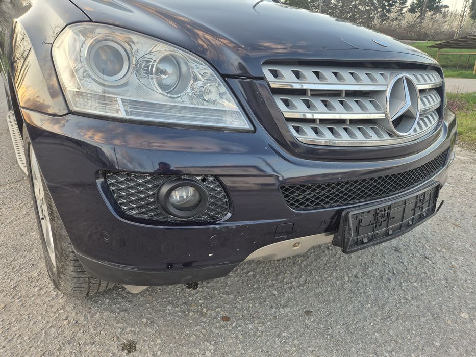 Предна броня Mercedes ML W164 оригинална Мерцедес МЛ В164