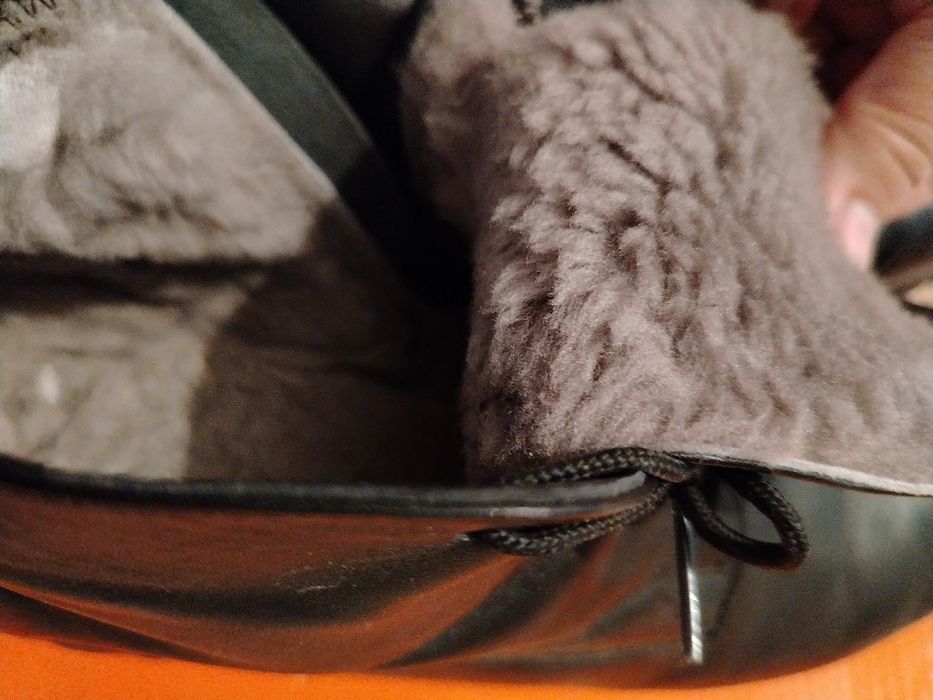 зимние теплые женские ботинки