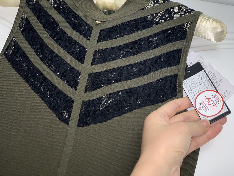 Очень красивое бандажное платье.