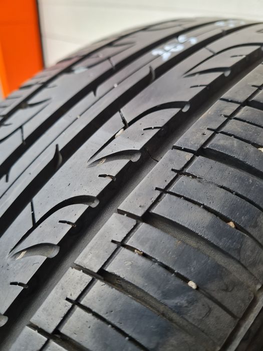 Всесезонни гуми 2 броя KUMHO Solus KH25 205 55 R17 дот 1217
