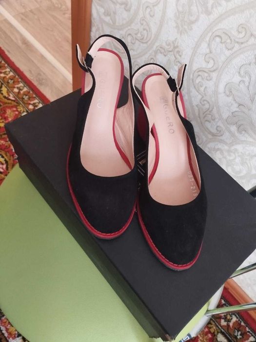 Туфли женские продам