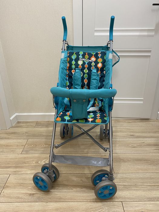 Продается прогулочная коляска