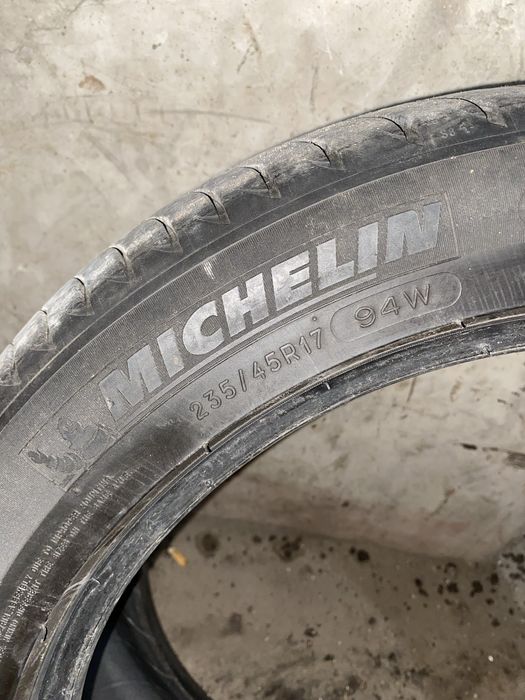 Летни гуми 235 45 17