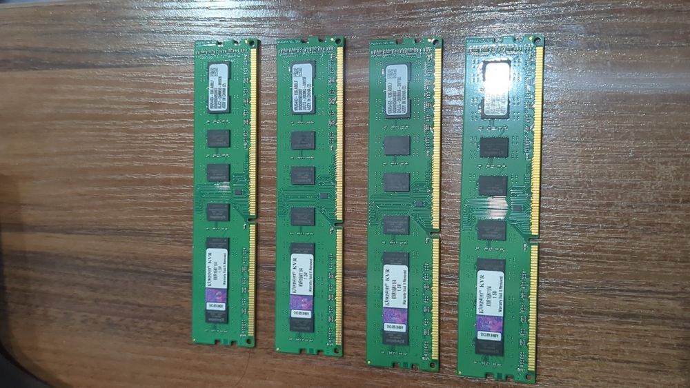 ОЗУ [4GBx4] Kingston
