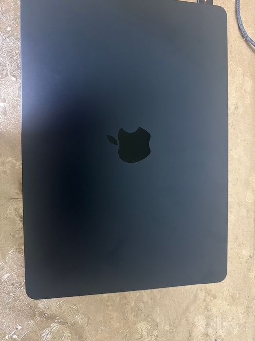 Macbook M5 Air 16/512 100%