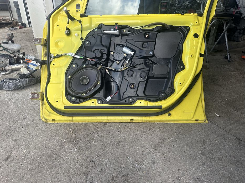 Врати за Мазда 3 хечбег до 2009г.!