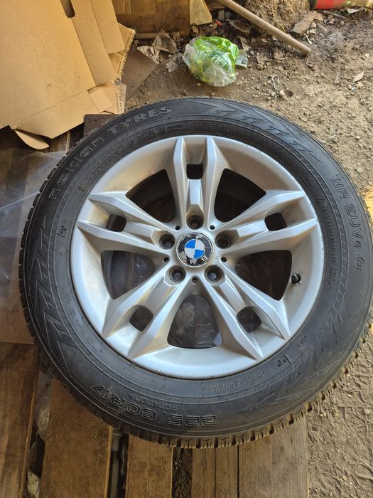 Jante aliaj 17 " BMW cu anvelope iarna 225/60/17