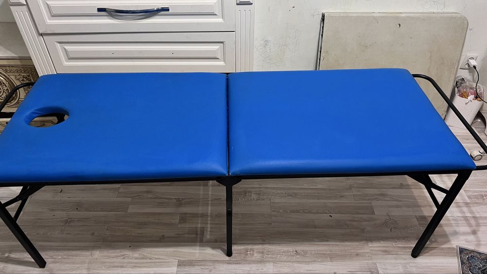 Кушетка для массажа и наращивание