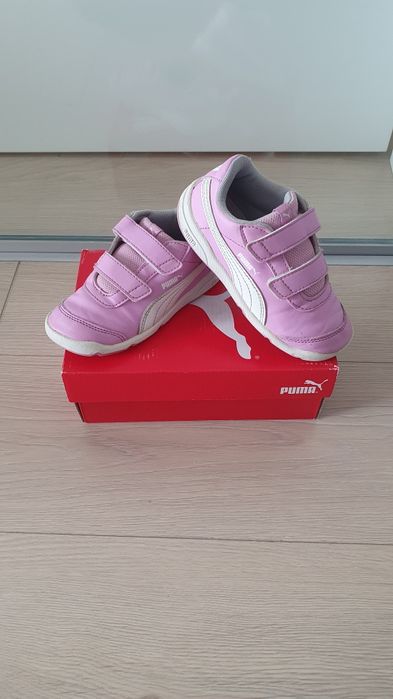 PUMA adidasi fete piele mar 27 violet arici stare excelenta Curier OLX
