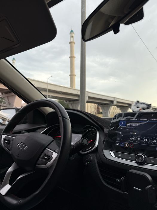 Продается автомобиль Chevrolet Onix