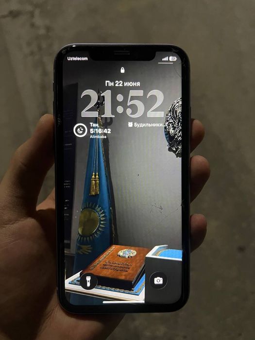 Iphone 11 sotiladi