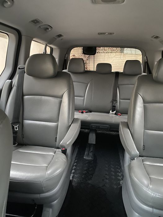 Hyundai Grand Stareks