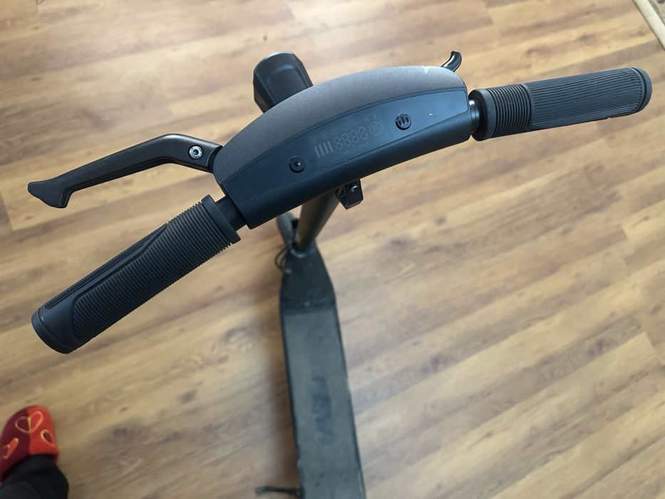 Продам электросамокат neoline