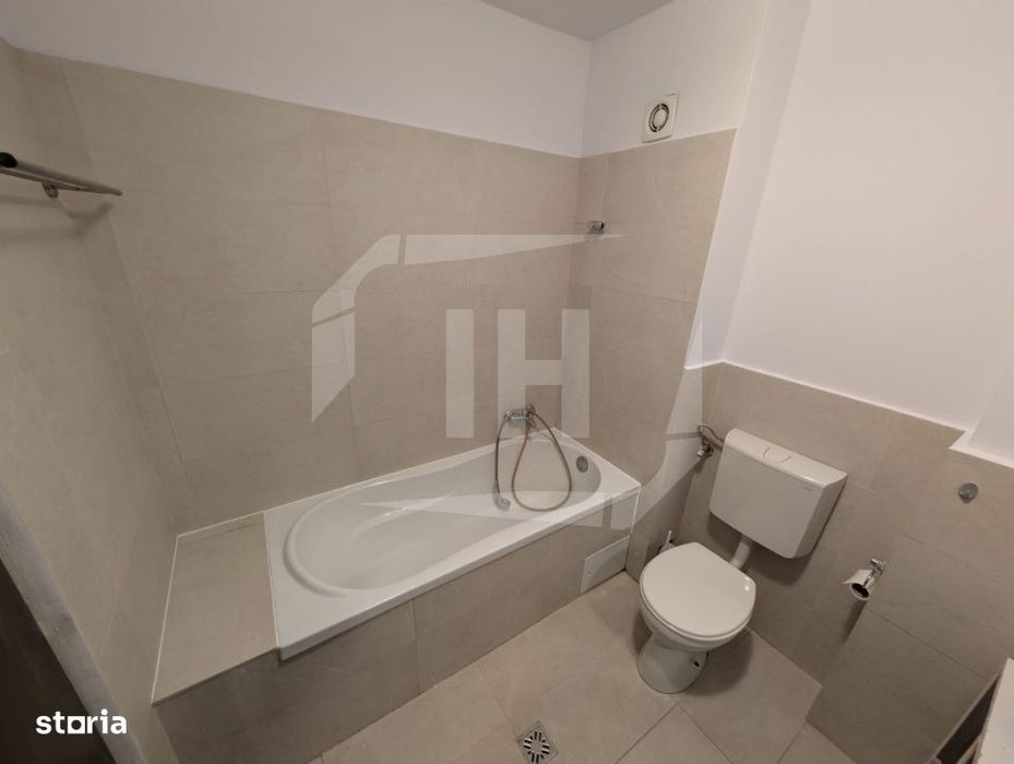 Apartament 2 camere decomandat, parcare, zona Vivo